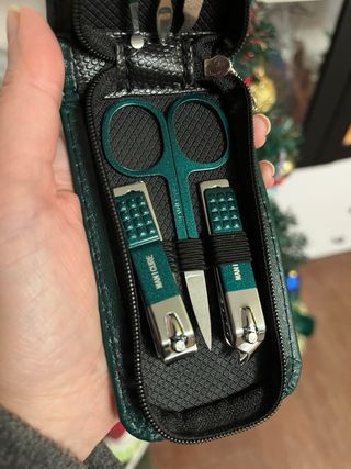 Set manicura 6 en 1 verde y plata