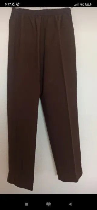 Pantalón marrón