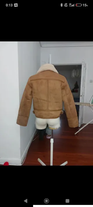 Chaqueta Stradivarius efecto ante