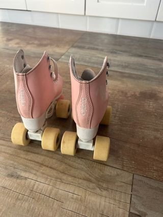Patines rosas talla 30