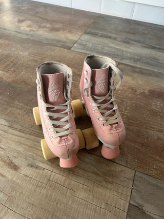 Patines rosas talla 30