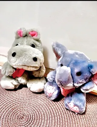 Coppia peluche morbidi: ippopotamo ed elefante