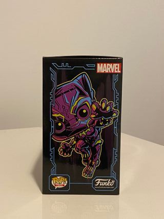 Funko Pop! Tee Black Panther Black Light