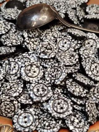 Lote 10 Botones 20mm Preto e Branco