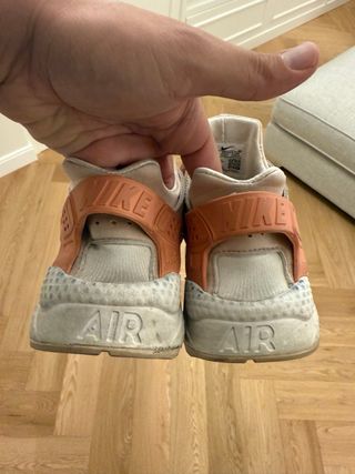 Zapatillas Nike Huarache Mujer Beige/Rosa