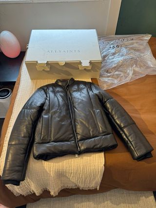 Cazadora Puffer Cuero AllSaints Furse Negra