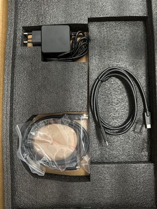 Monitor Portátil Spasmidis 18.5 1080P 120Hz