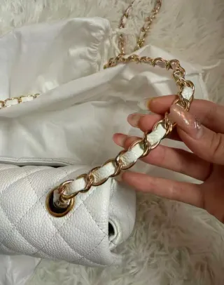 Bolso Chanel Clásico Blanco Dorado