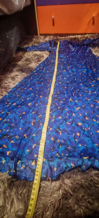 Vestido estampado floral azul y naranja