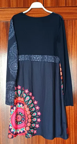 Vestido nuevo estilo Desigual Talla L