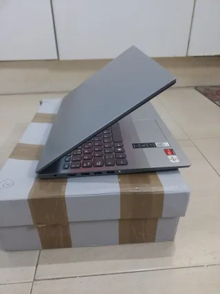 Ordenador portátil Lenovo Ideapad 3
