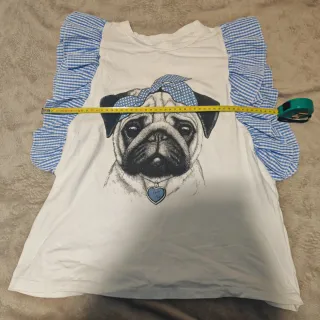 Camiseta con estampado de perro Pug