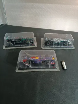 Maquetas F1 1:24: 2 Mercedes y 1 Red Bull