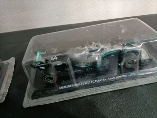 Maquetas F1 1:24: 2 Mercedes y 1 Red Bull