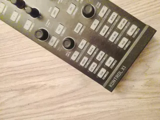 Controlador Traktor Kontrol X1 MK1