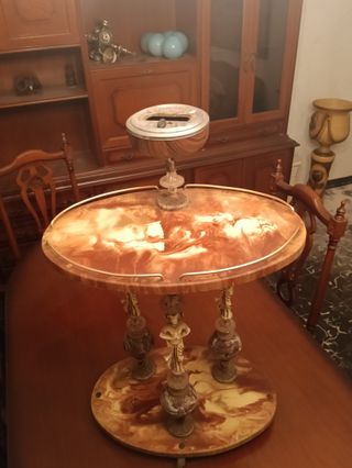 Mesa auxiliar retro con ruedas y cenicero