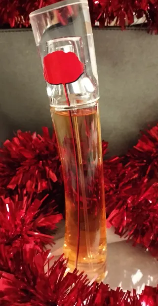 Perfume Flower by Kenzo Dorado