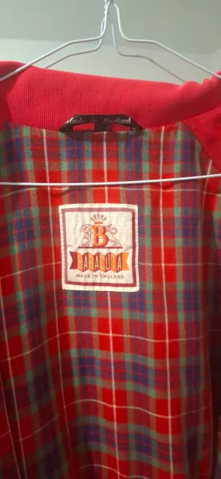 Chaqueta Baracuta Roja