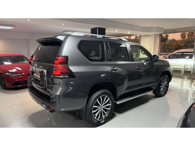 Toyota Land Cruiser 2.8 D-4D VXL Auto 130 kW (177 CV)