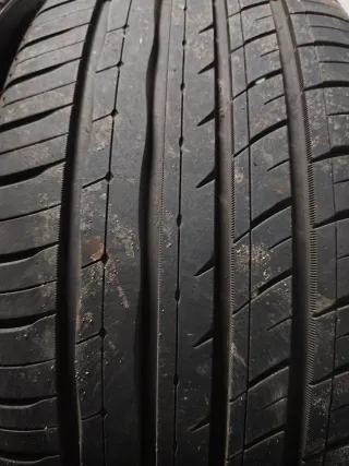 Neumáticos 235/40 R19