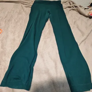 Pantalón verde