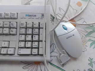 Teclado y Ratón Mentor Blanco