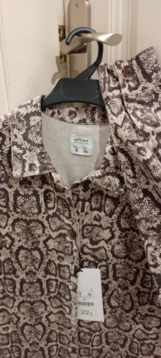 Abrigo/vestido loneta estampado serpiente Talla S