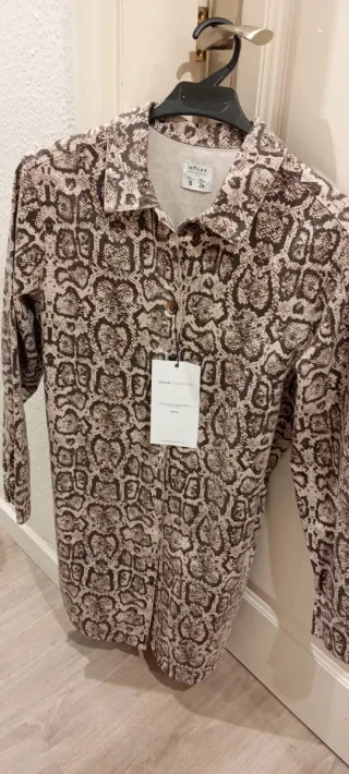 Abrigo/vestido loneta estampado serpiente Talla S