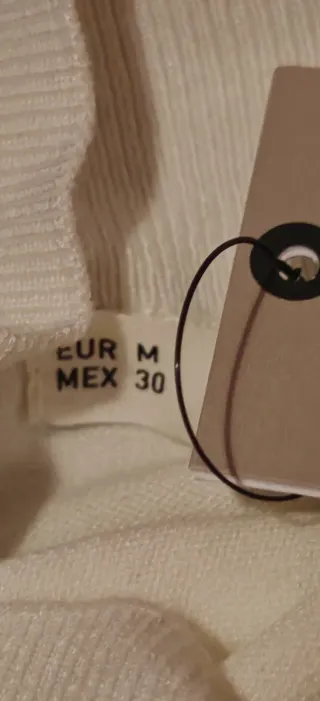 Jersey blanco tachas talla M