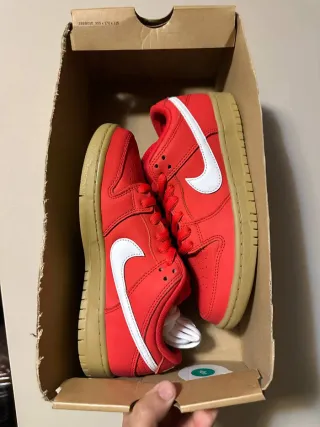 Nike Dunk SB Rosse Gum
