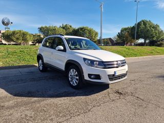 Volkswagen Tiguan 2.0TDi 110cv Acabado Cross