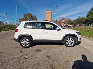 Volkswagen Tiguan 2.0TDi 110cv Acabado Cross