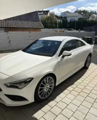 Mercedes-Benz cla 220 AMG LINE