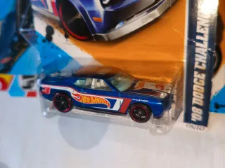 Hot Wheels - '08 Dodge Challenger SRT8 - HW Racing