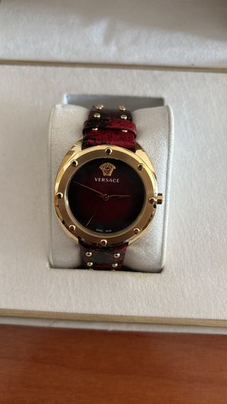 Reloj Versace Dorado y Rojo
