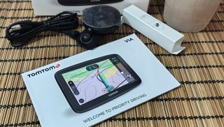 TomTom VIA 52 GPS ( Completo de Europa 2025 )
