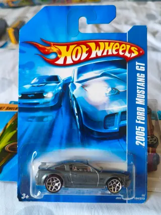 Hot Wheels - 2005 Ford Mustang GT - HW Stars