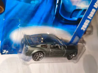Hot Wheels - 2005 Ford Mustang GT - HW Stars