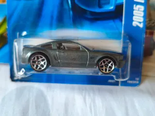 Hot Wheels - 2005 Ford Mustang GT - HW Stars