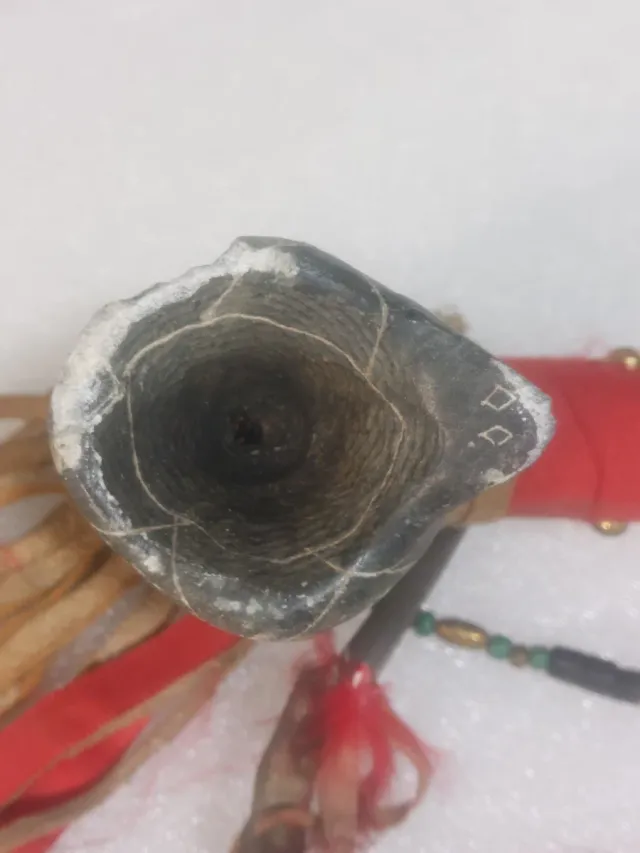 Artesanía Pueblo Iroqués: esteatita tallada y made