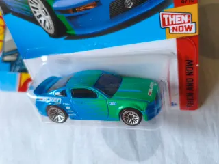 Hot Wheels - '07 Ford Mustang Falken Then and Now