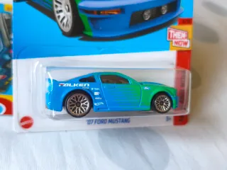 Hot Wheels - '07 Ford Mustang Falken Then and Now