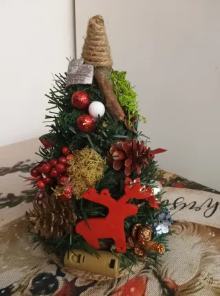 Albero di Natale con Presepe