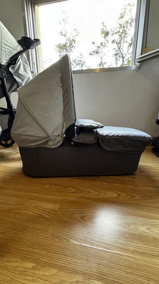 Carro bebé Hauck Trío 3 en 1 gris