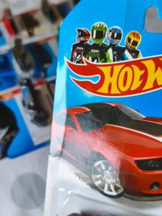 Hot Wheels - 2013 Chevy Camaro Special Edition