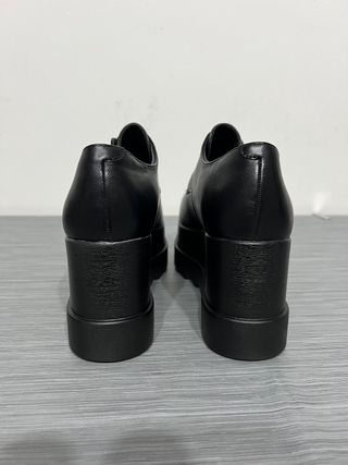 Scarpe donna nere con plateau n.39