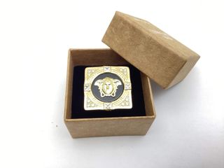 sello oro 18k con piedra con circonita