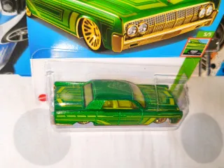 Hot Wheels - '64 Lincoln Continental - HW Slammed