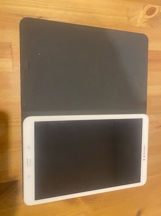tablet Samsung Negra 16 GB Almacenamiento 2