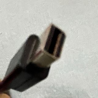 Adattatore DisplayPort a DVI triplo uso massimo.